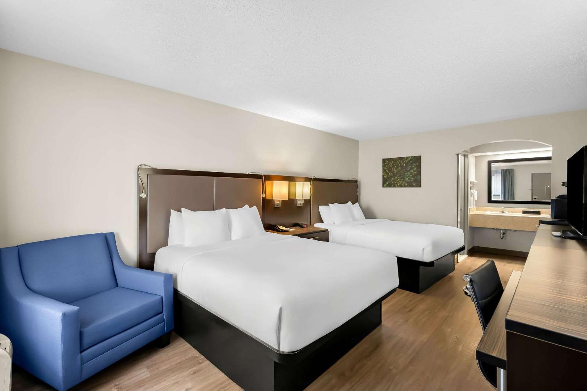 Quality Inn & Suites Monticello Buitenkant foto